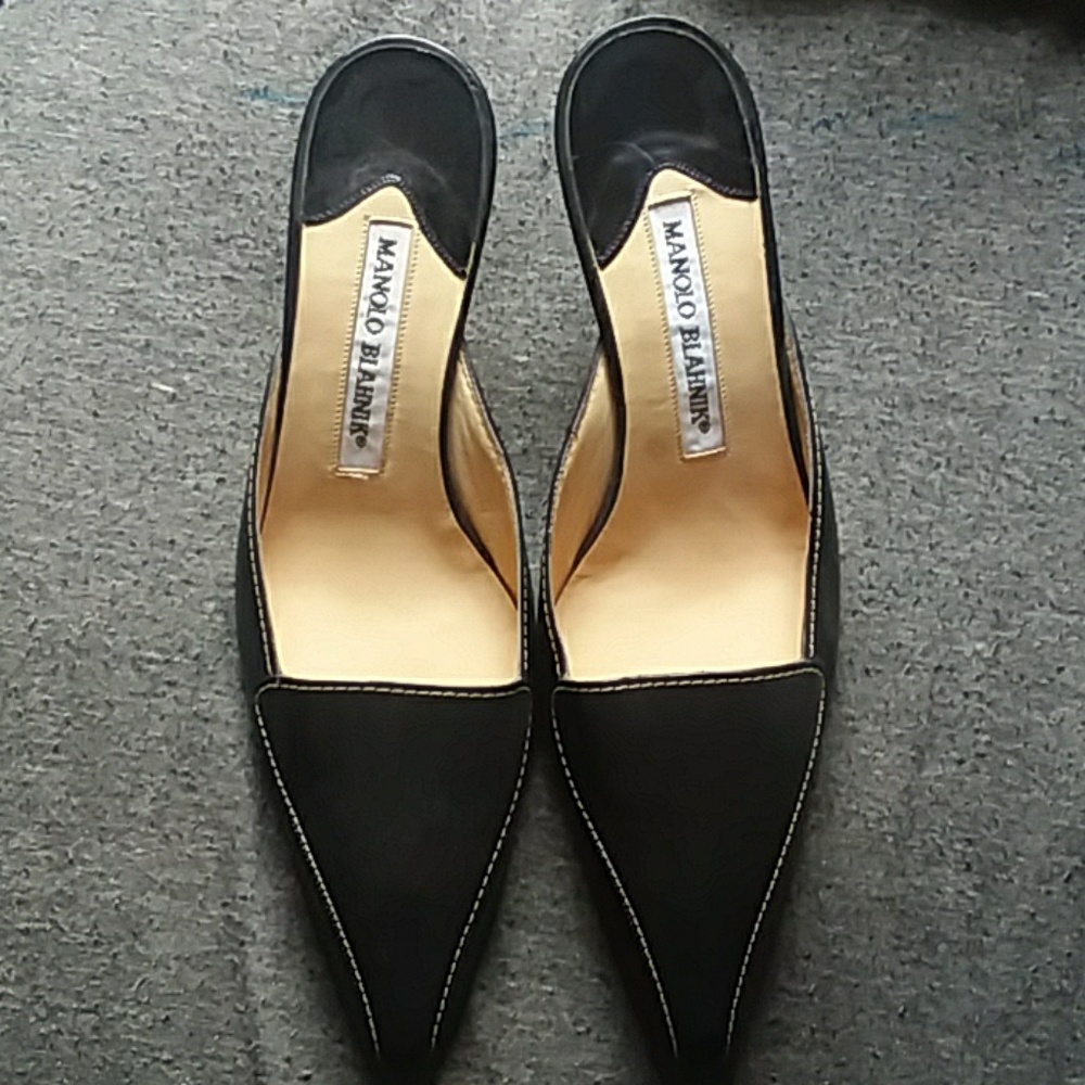 MANOLO BLAHNIK and chanel heel for julia